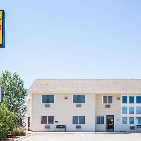 Super 8 By Wyndham Lewistown Exterior foto